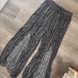 Lauriebelles Women’s Flare Pants